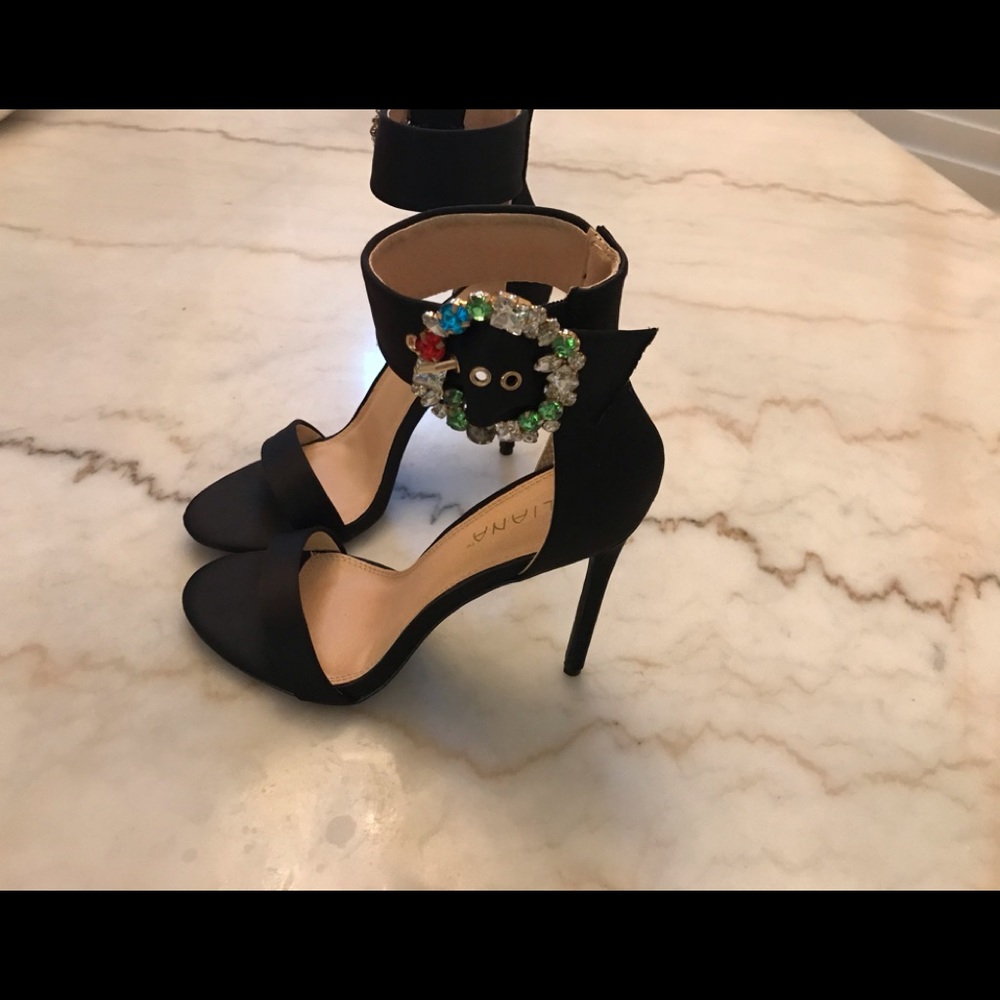 Black heels with Jewel buckle